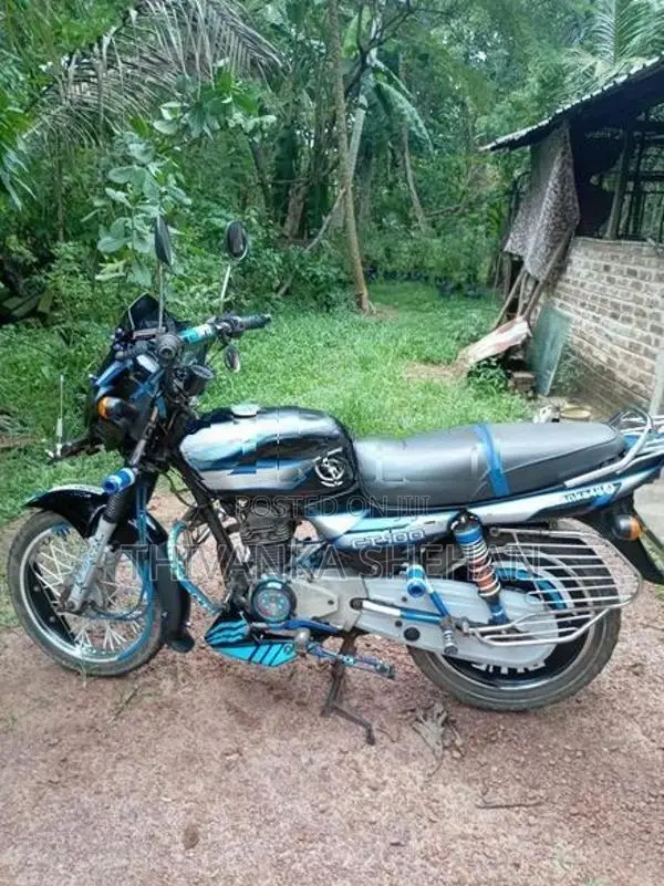 Bajaj CT100 2011