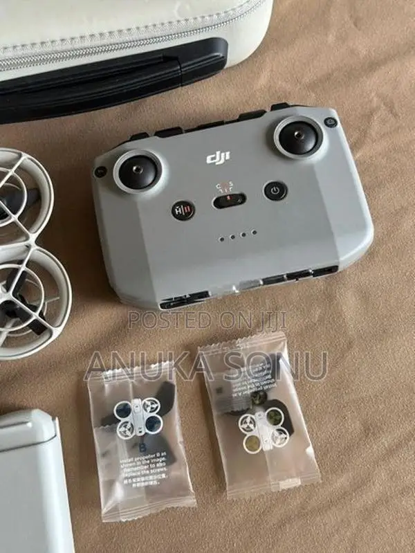 DJI Neo Combo