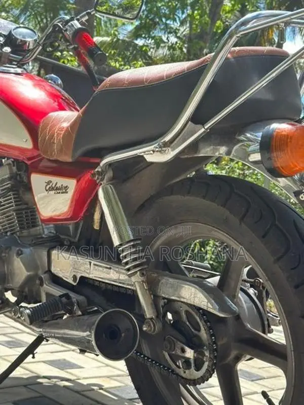 Honda CM Custom 2006