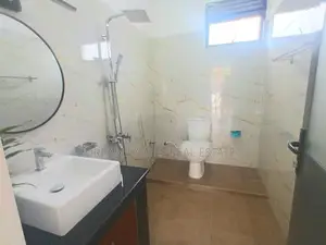 Modern 3-Storey Luxury Home – Mattogoda, Polgasovita