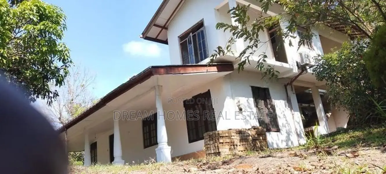 Prime Land with 2-Storey House – Wewaldeniya, Gampaha