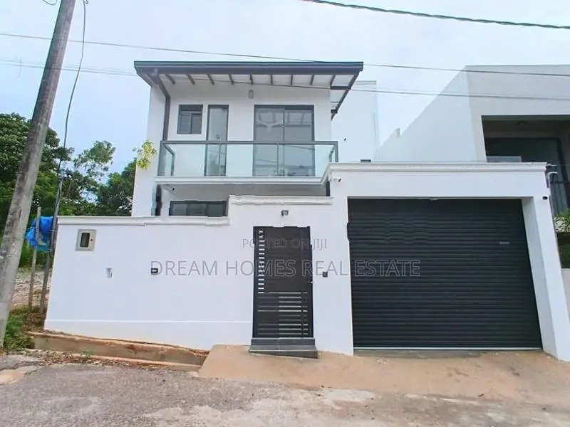 Brand New Luxury House for Sale – Piliyandala