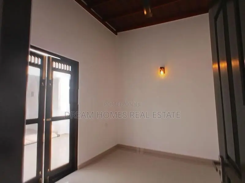 Modern Single-Storey House for Sale – Piliyandala