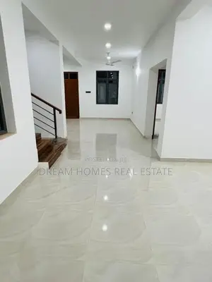 Brand New Luxury Two-Storey House for Sale – Piliyandala