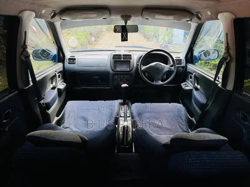 Suzuki Swift 2003