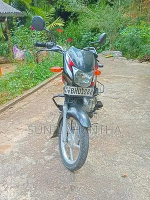 Bajaj CT100 2019