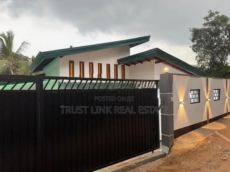 Modern House for Sale in Ragama