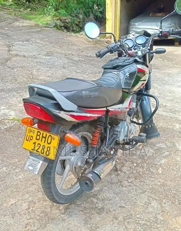 Bajaj CT100 2019
