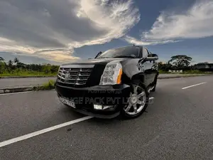 Cadillac HYBRID 2011
