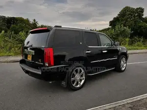 Cadillac HYBRID 2011