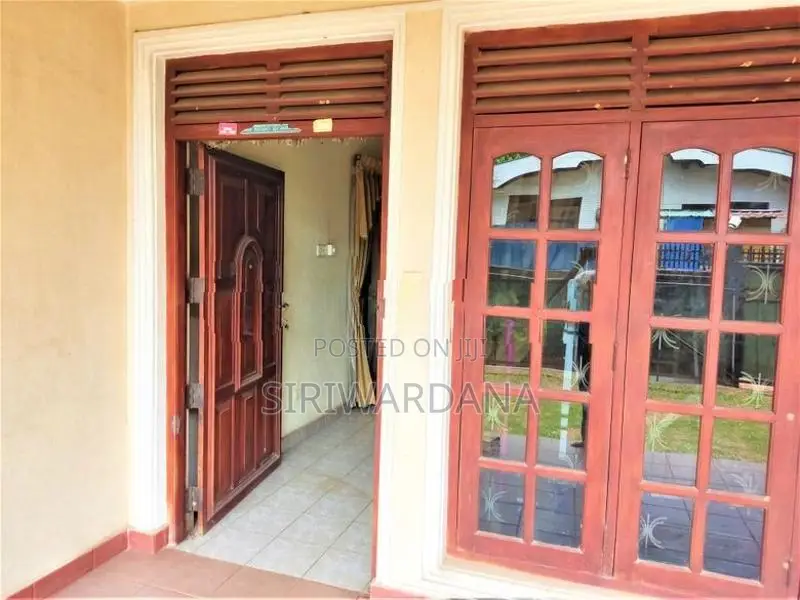 House for Sale in Warakapola