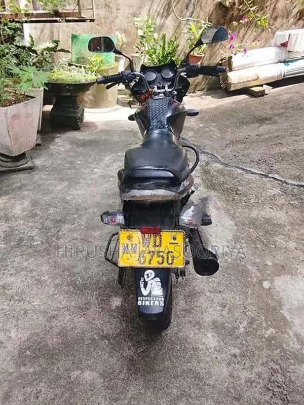 Bajaj Discover 150 2010