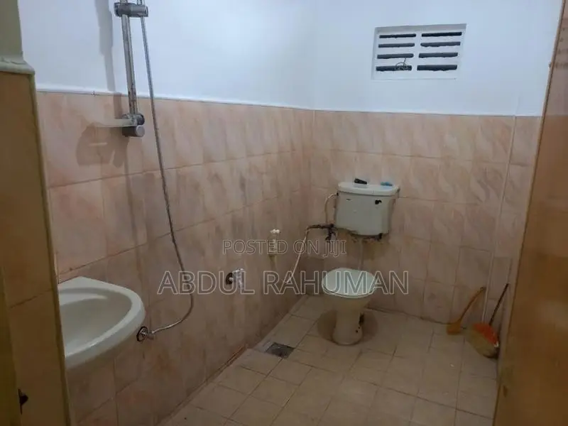 Ground Floor Semi Tile House Nugegoda Junction