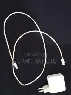 Apple 35W Dual USB-C Port Power Adapte