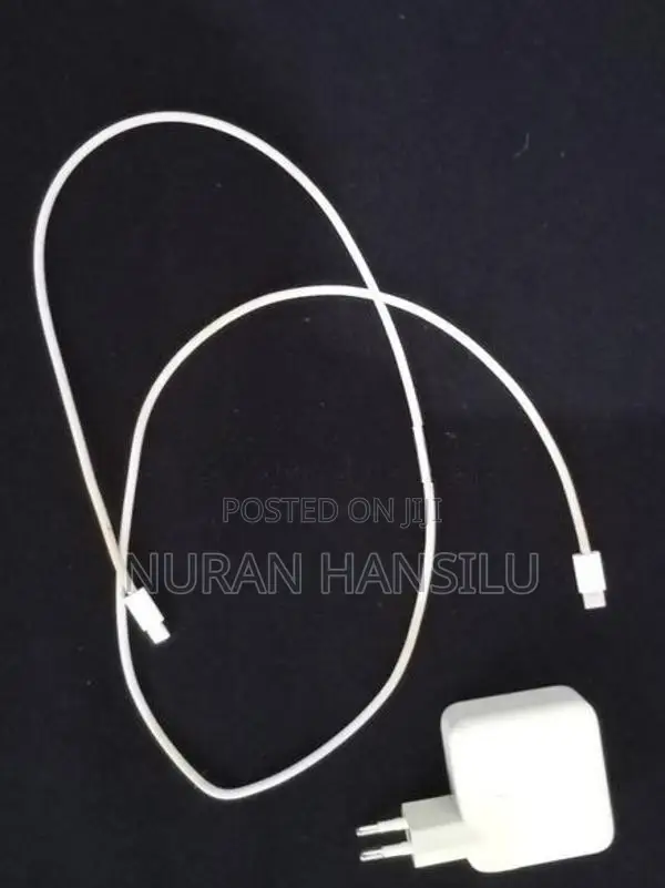 Apple 35W Dual USB-C Port Power Adapte