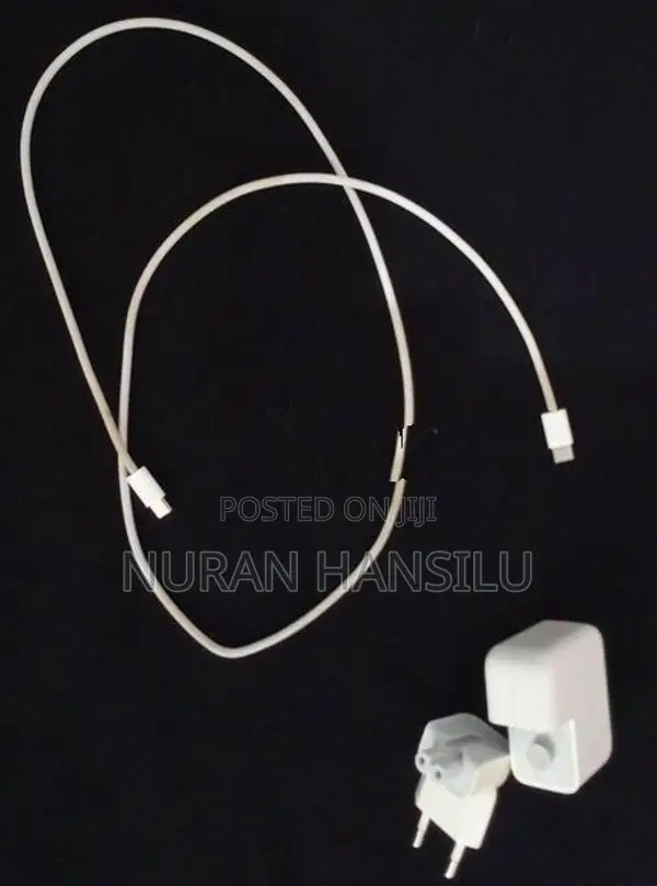 Apple 35W Dual USB-C Port Power Adapte