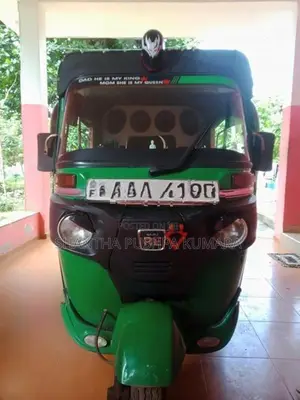 Bajaj RE 4 stroke 2012