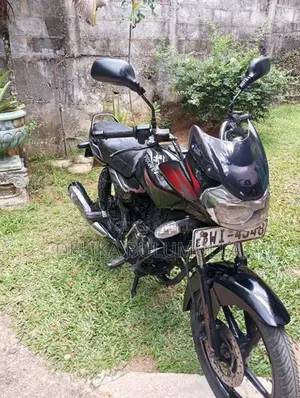 Bajaj Discover 150 2011