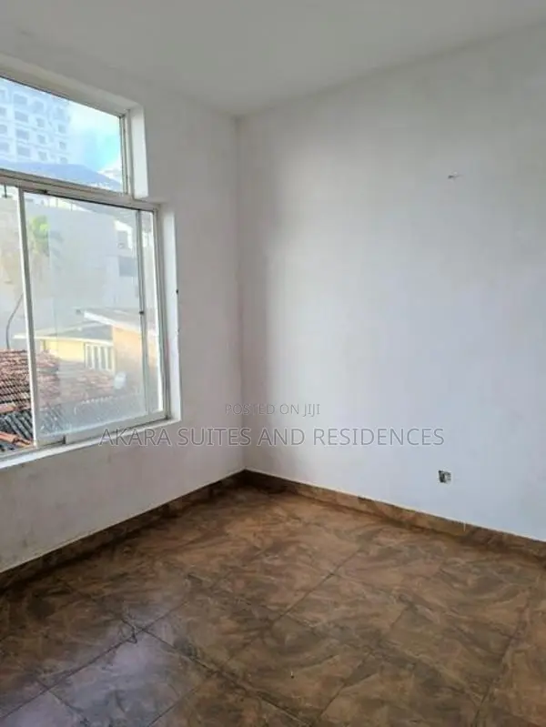 5,000 Sq.ft - Commercial Building for Sale Colombo 03CP35186