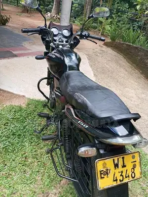 Bajaj Discover 150 2011