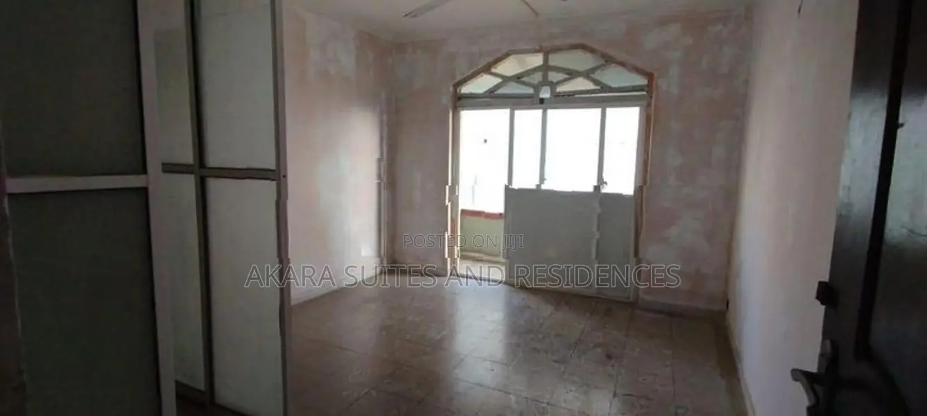 5,000 Sq.ft - Commercial Building for Sale Colombo 03CP35186