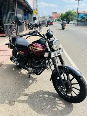 Bajaj Avenger New 2017