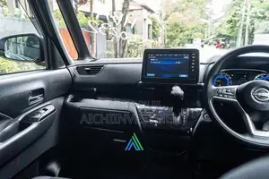Nissan Roox 2025