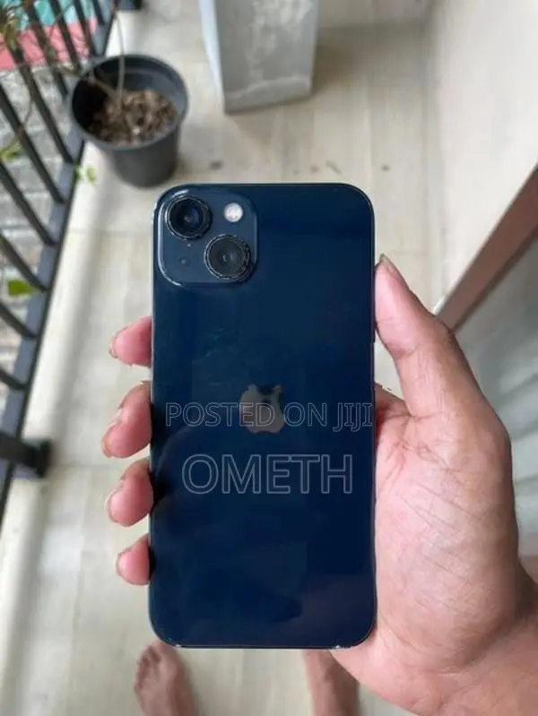 Apple iPhone 13 128GB (Used)