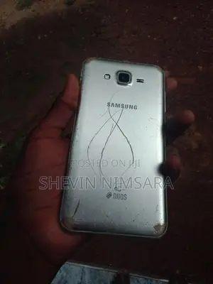 Samsung Galaxy J7 (Used)