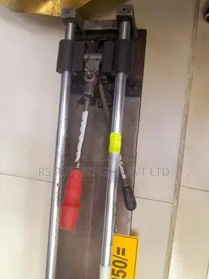 Tile Cutter Machine