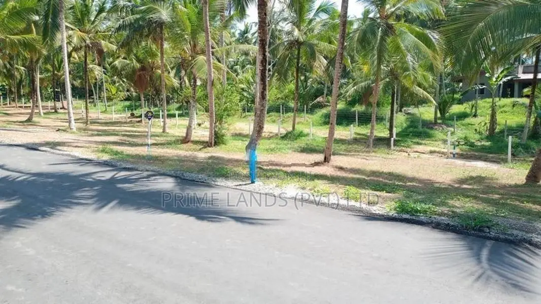 Land for Sale in Kadawatha