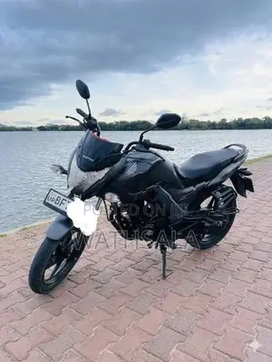 Honda CB Unicorn 2017