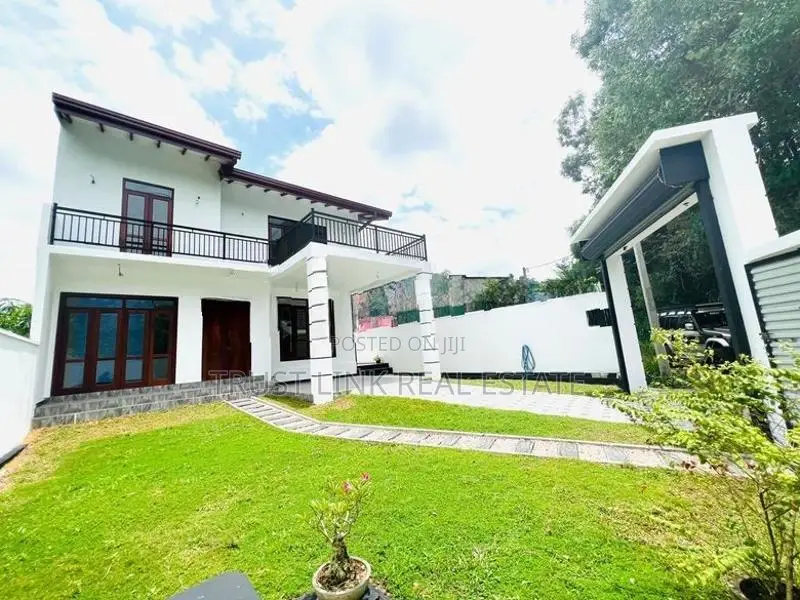 Brand New Two-Storey Houses for Sale in Kiribathgoda Makola