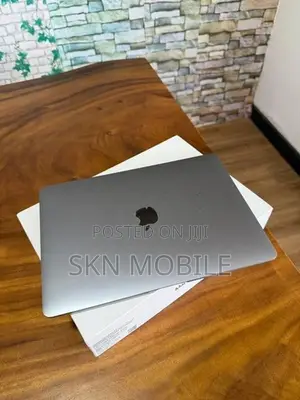 Apple MacBook M1 Air 8GB 256GB 13”