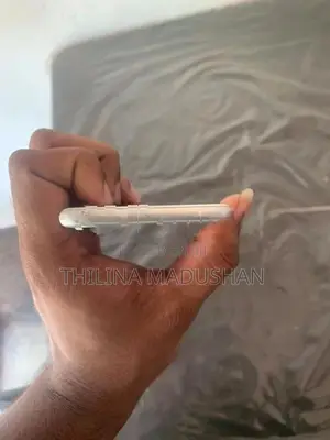 Apple iPhone 7 (Used)