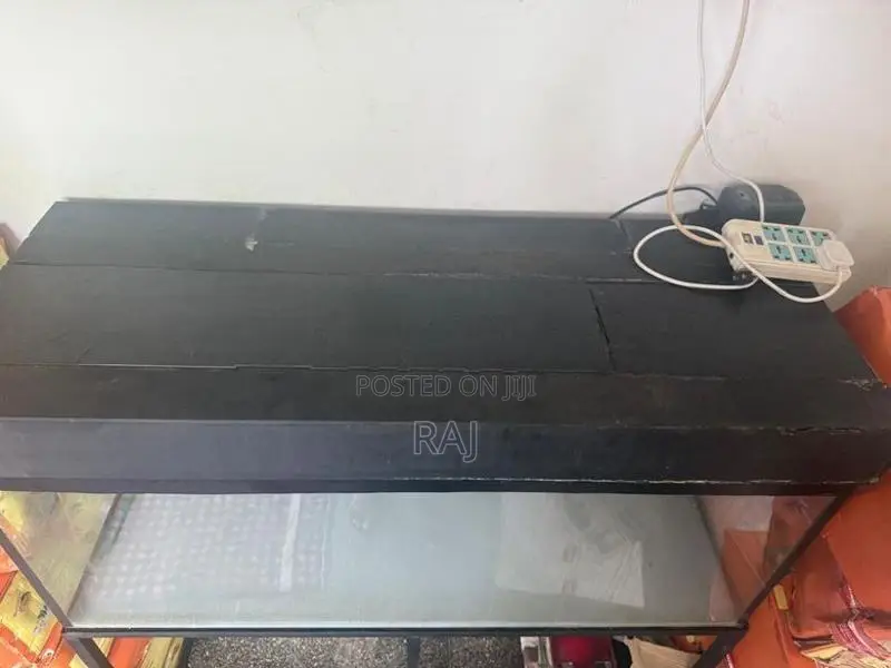 4 Ft Fish Tank