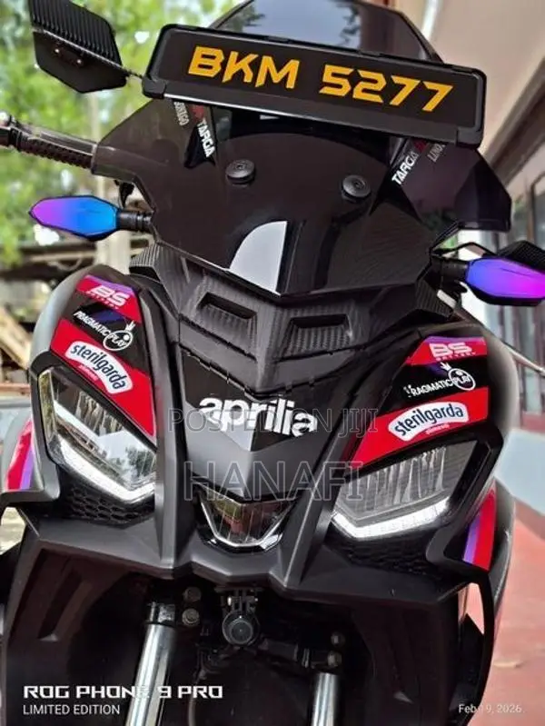 Aprilia SR GT 200 2025