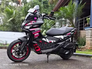 Aprilia SR GT 200 2025