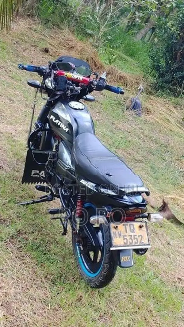 Bajaj Platina 100 2012