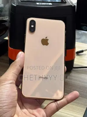 Apple iPhone XS (Used)