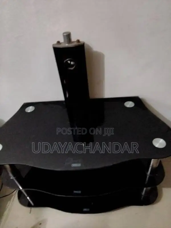 Glass Type TV Stand