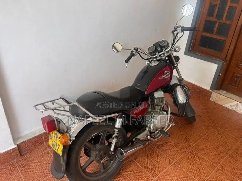 Honda CM Custom 2008