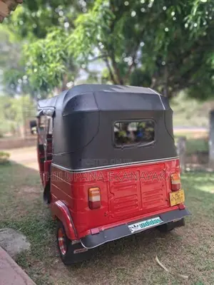 Bajaj RE 2006