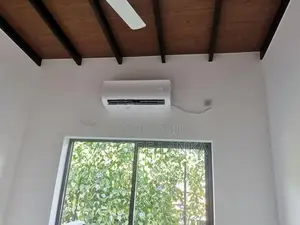 12000BTU Midea Non-Inverter Air Conditioner