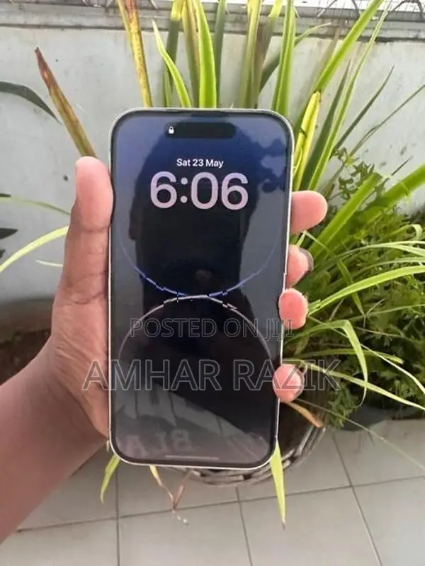 Apple iPhone 14 Pro (Used)