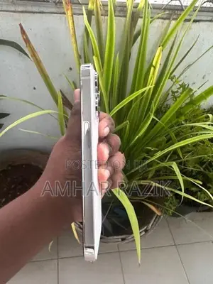 Apple iPhone 14 Pro (Used)