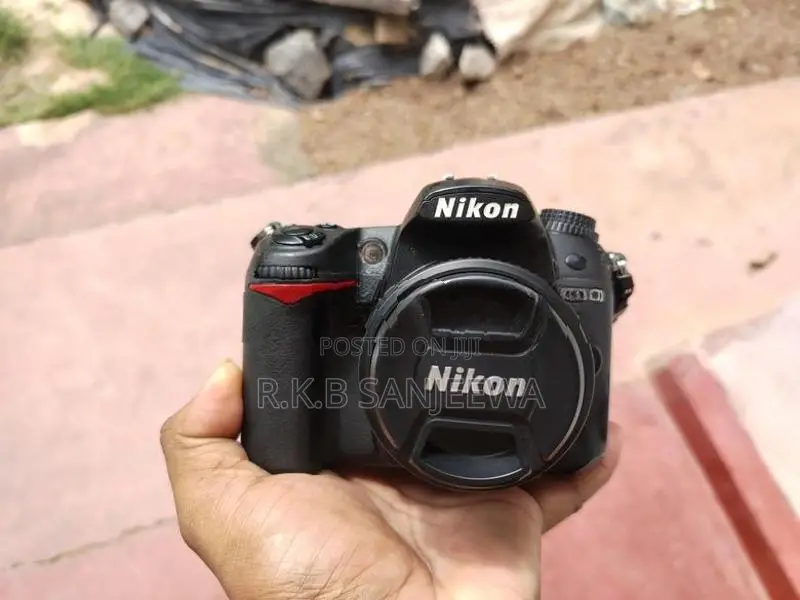 Nikon D7000 Camera With 50M Lens