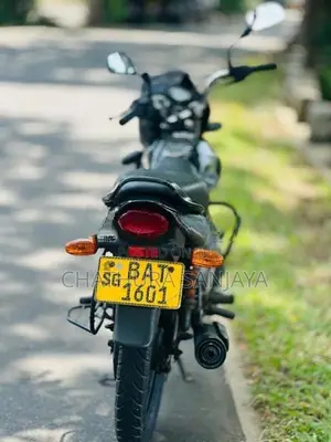 Bajaj Platina 100 2014