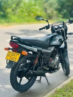 Bajaj Platina 100 2014