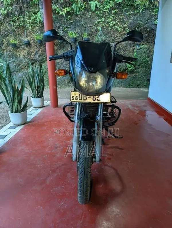 Bajaj Pulsar 180 2006